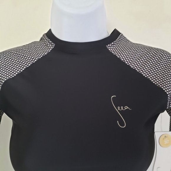 SOLD Seea Womens Top XS Doheny Rash Guard Black Colorblock Raglan Sleeve NEW - Picture 6 of 13